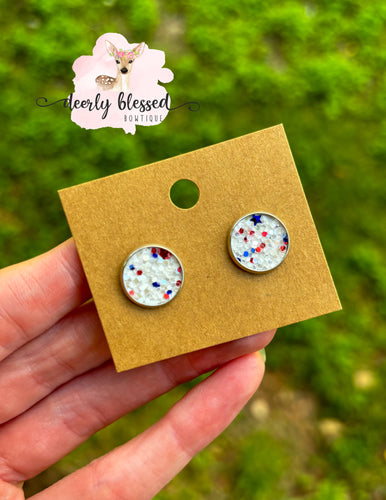 USA- Glitter studs