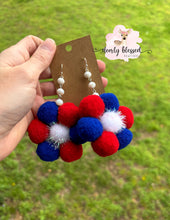 Load image into Gallery viewer, USA- RWB Daisy earrings