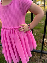 Load image into Gallery viewer, Christmas- Pink Christmas mix bracelet