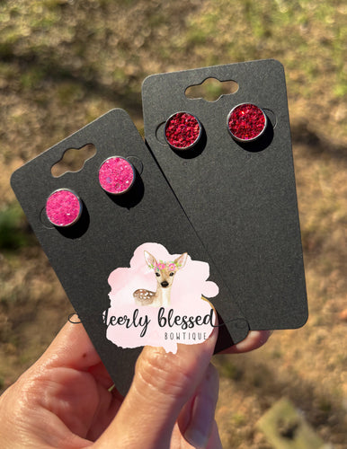 Loved- Glitter studs