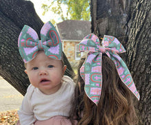 Load image into Gallery viewer, Christmas- Be the light bows