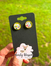 Load image into Gallery viewer, Glitter studs