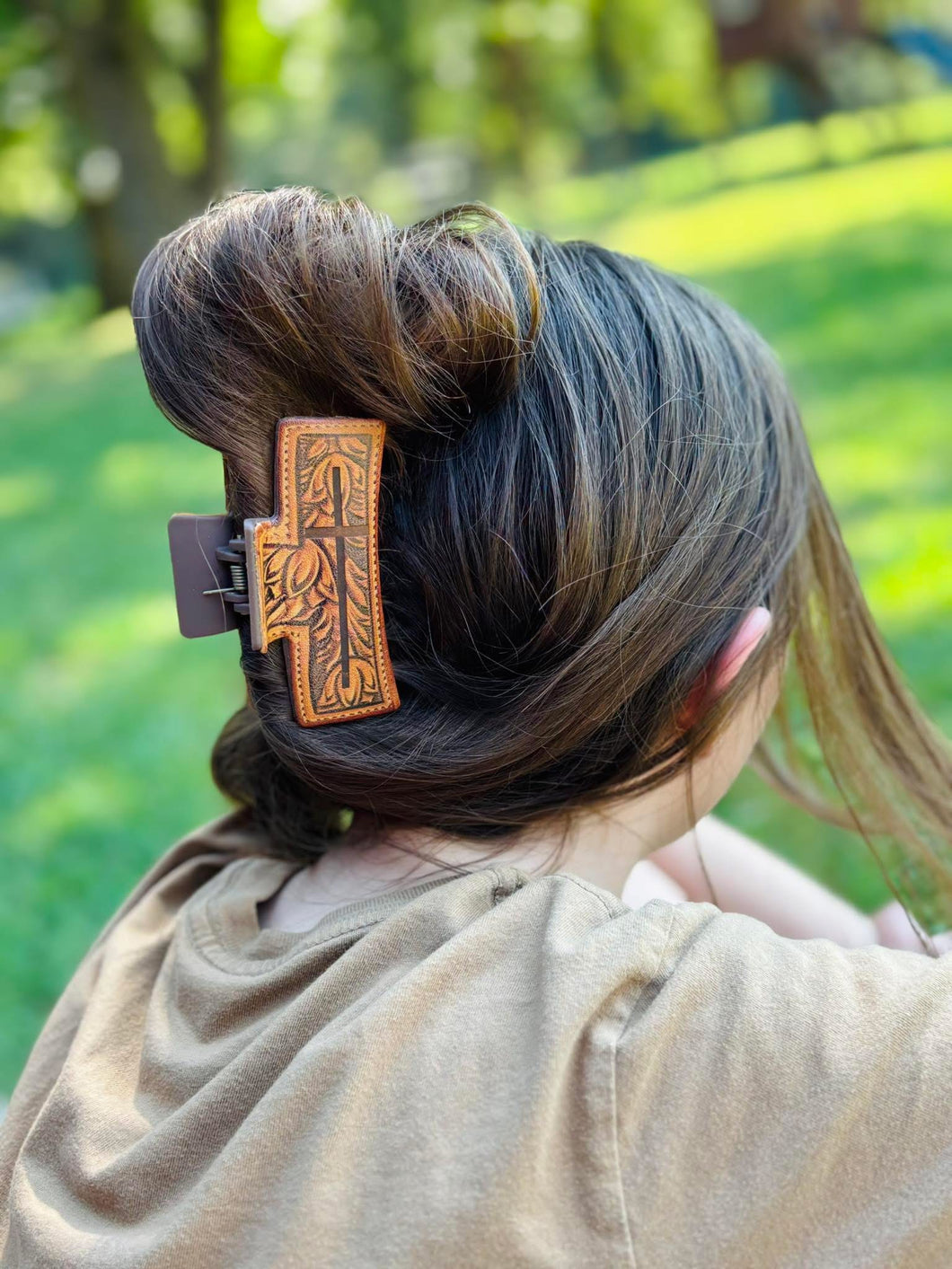 Leather tooled cross claw clip